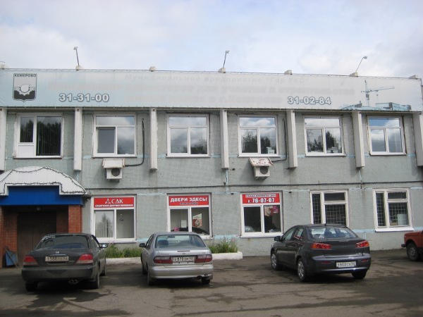tuh42_600.jpg tuh42_600.jpg