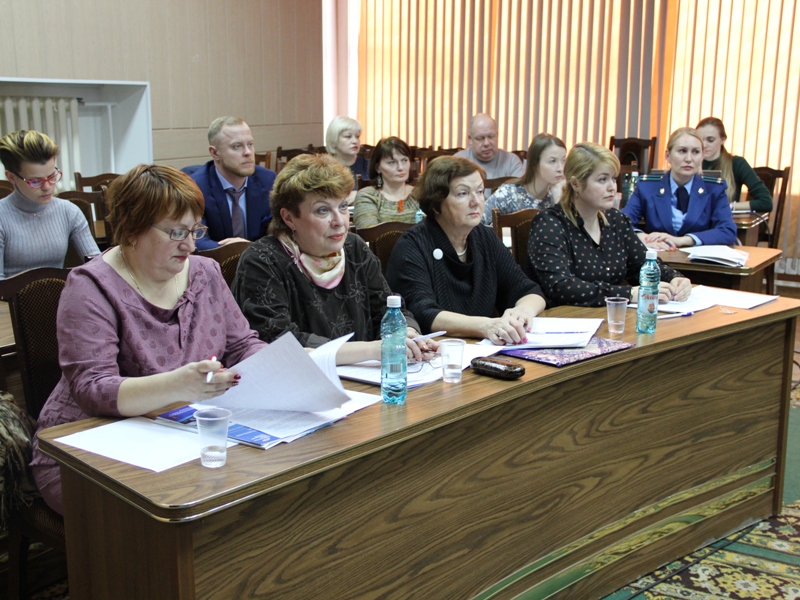 socializ_010319_4.jpg socializ_010319_4.jpg