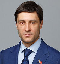 Вот Алексей Синицын - молодец! Оперативно "слился"! Вот Алексей Синицын - молодец! Оперативно "слился"!